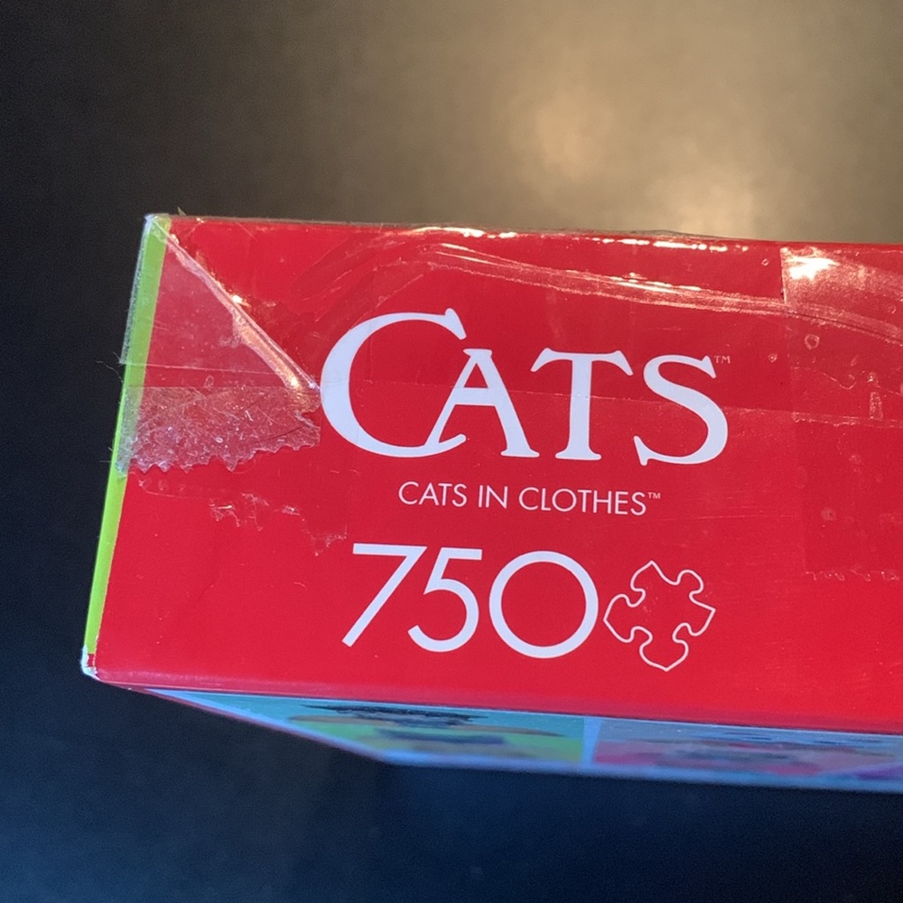 3/25$ Buffalo Cats in Clothes Puzzle - 750 Pieces - Picture 4 of 5